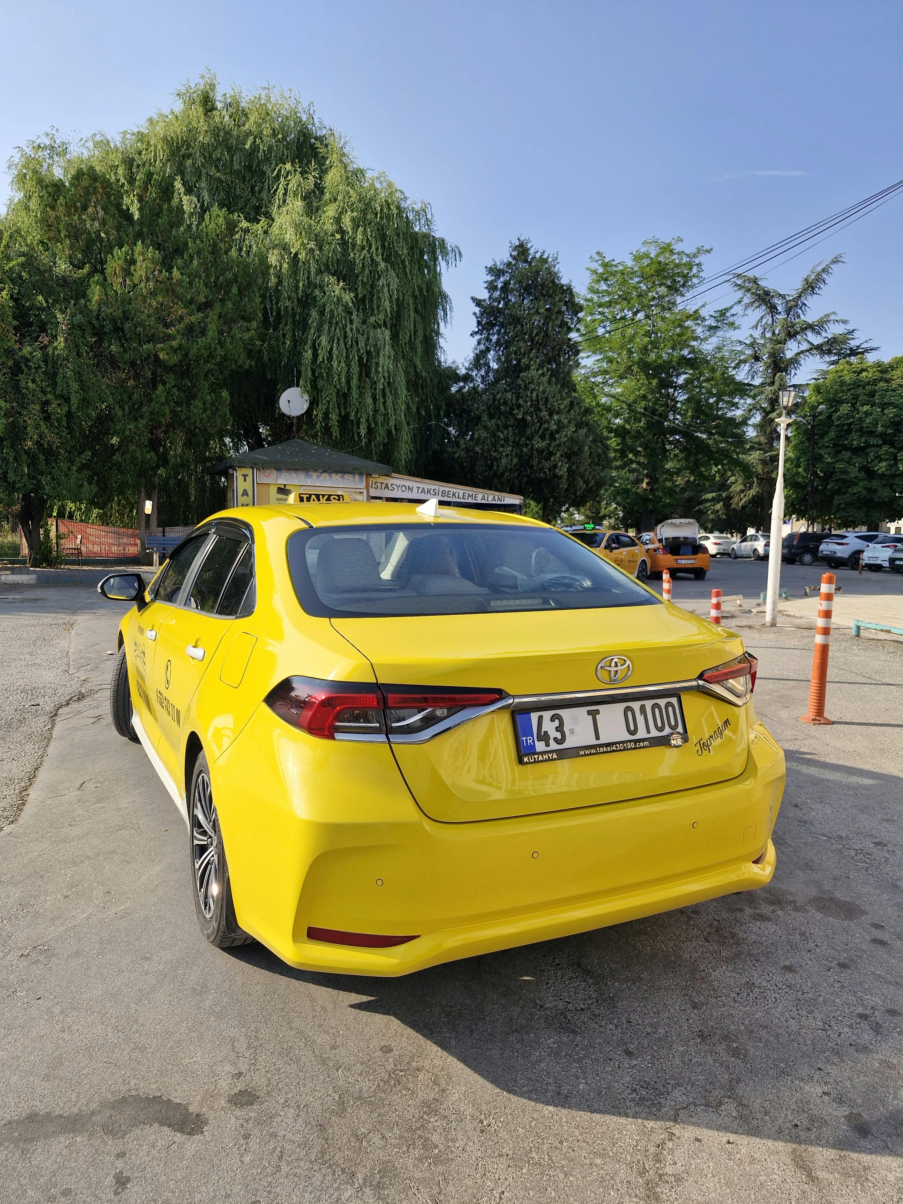 Aracımız | Taksi 430100 - Kütahya — araç fotoğrafı 2